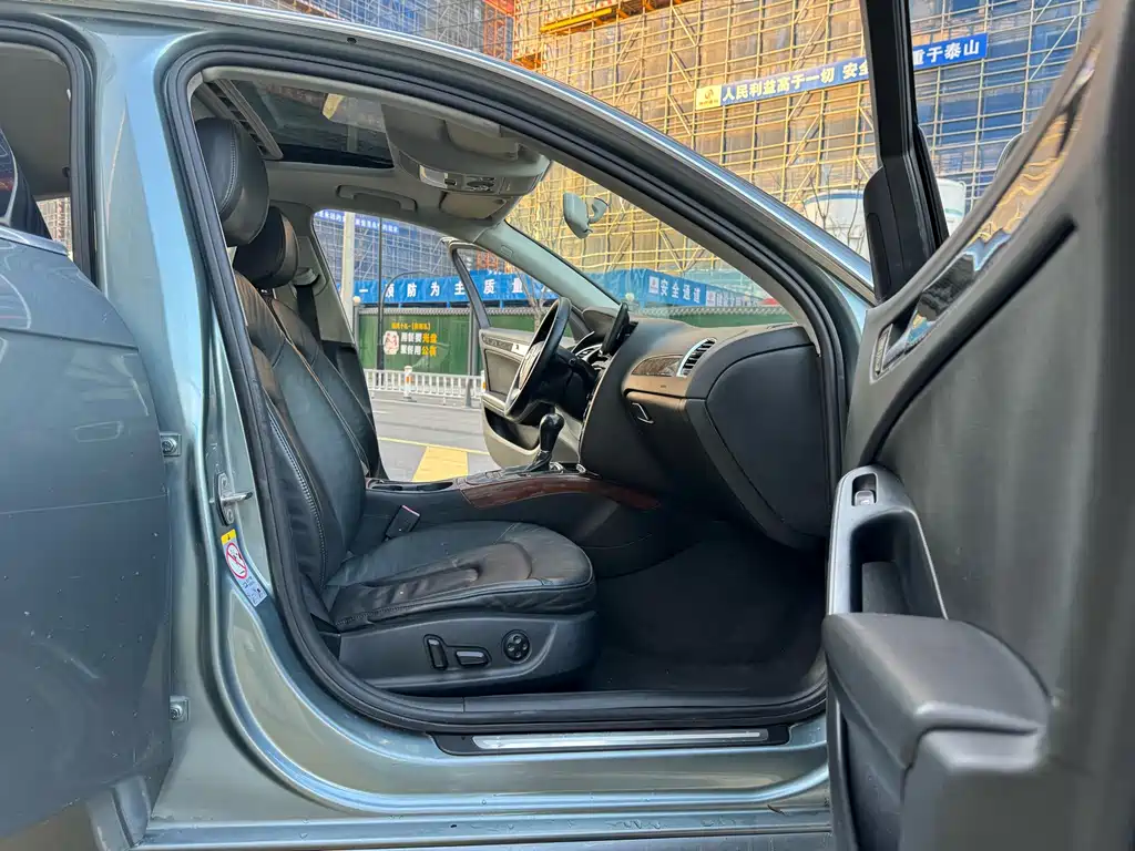 Audi A4L — миниатюра 12