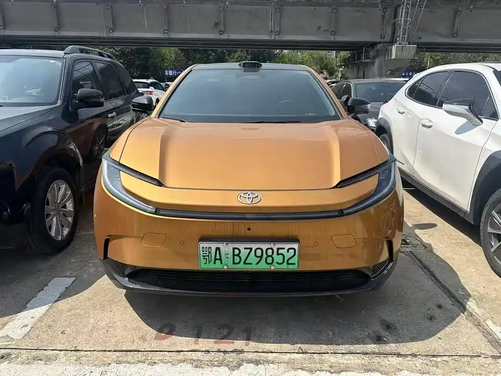 Toyota bZ5 — миниатюра 2