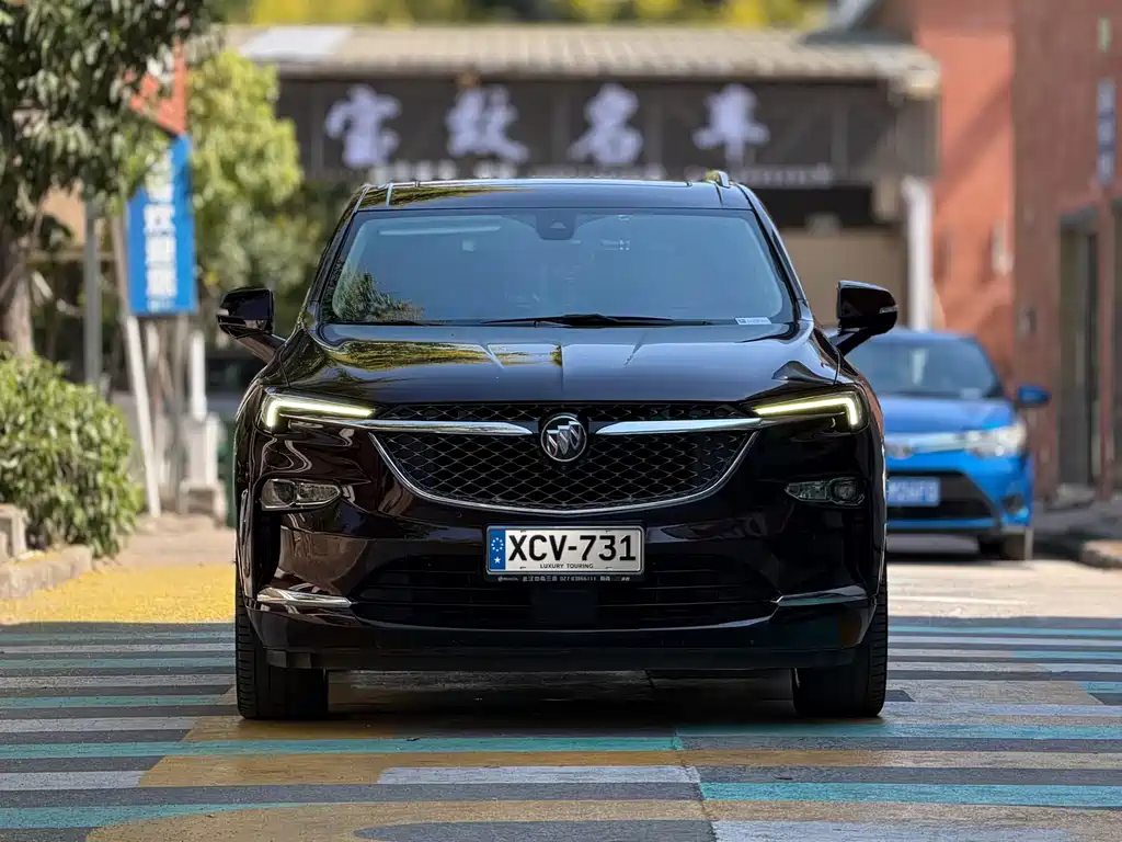 Buick Enclave — миниатюра 2