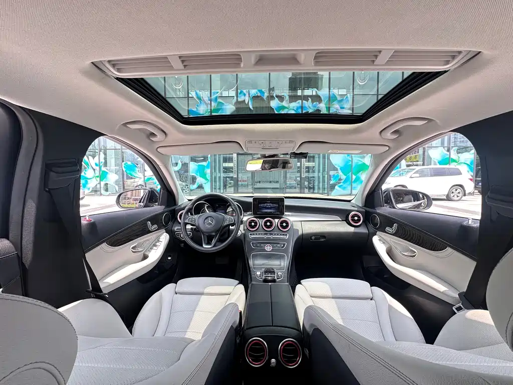 Mercedes-Benz C-Class — миниатюра 20