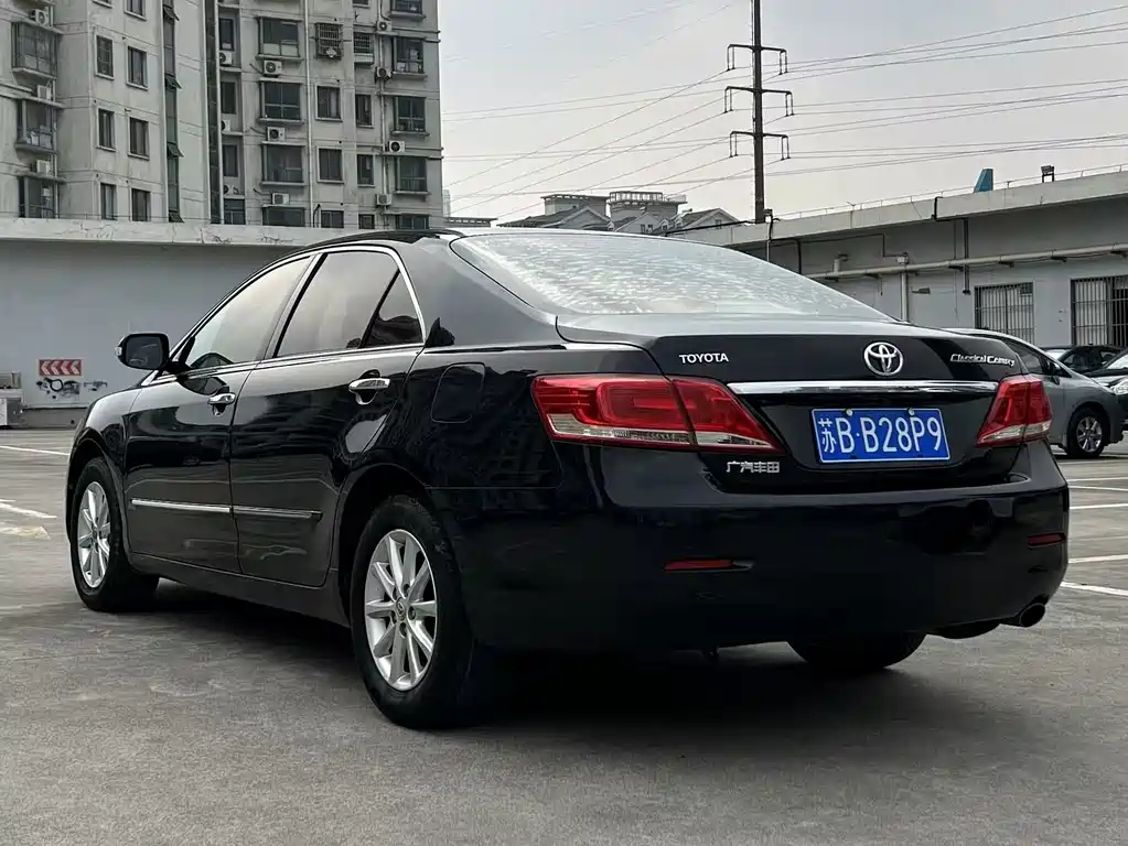 Toyota Camry 2013 200G Luxury