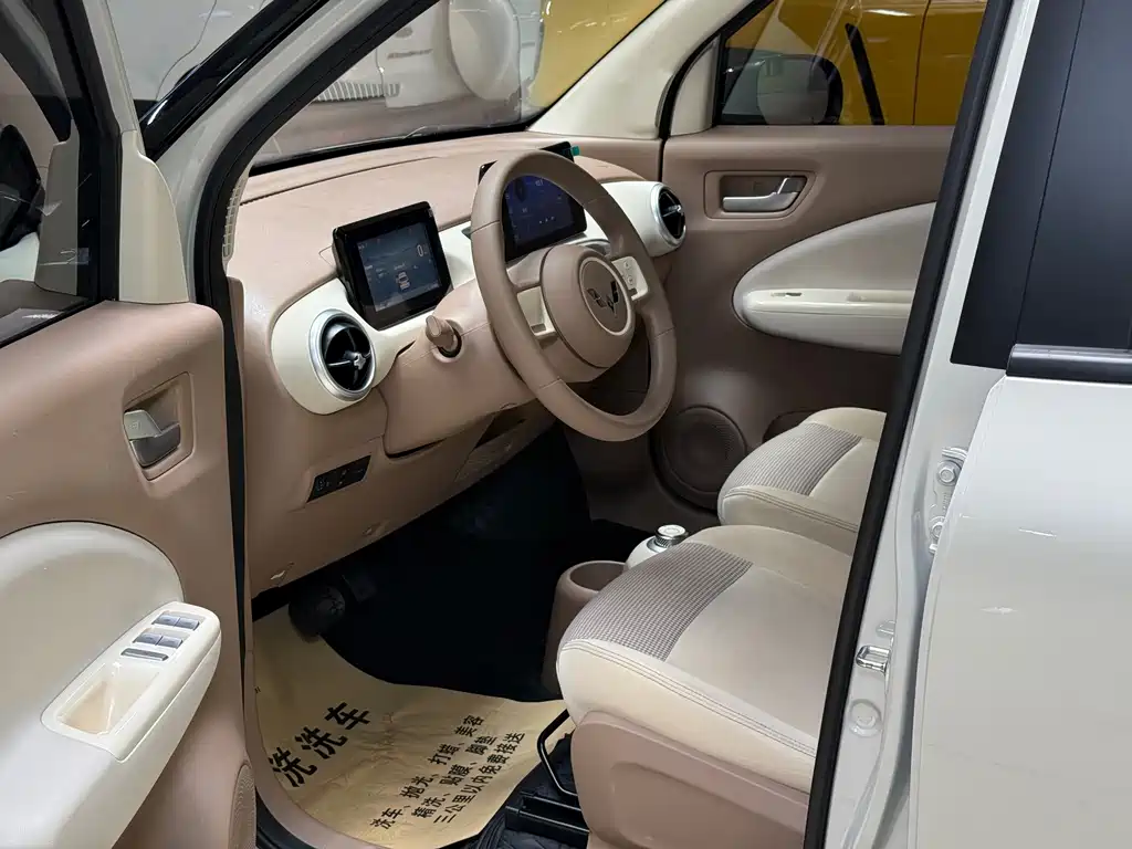 Wuling MINIEV — миниатюра 11