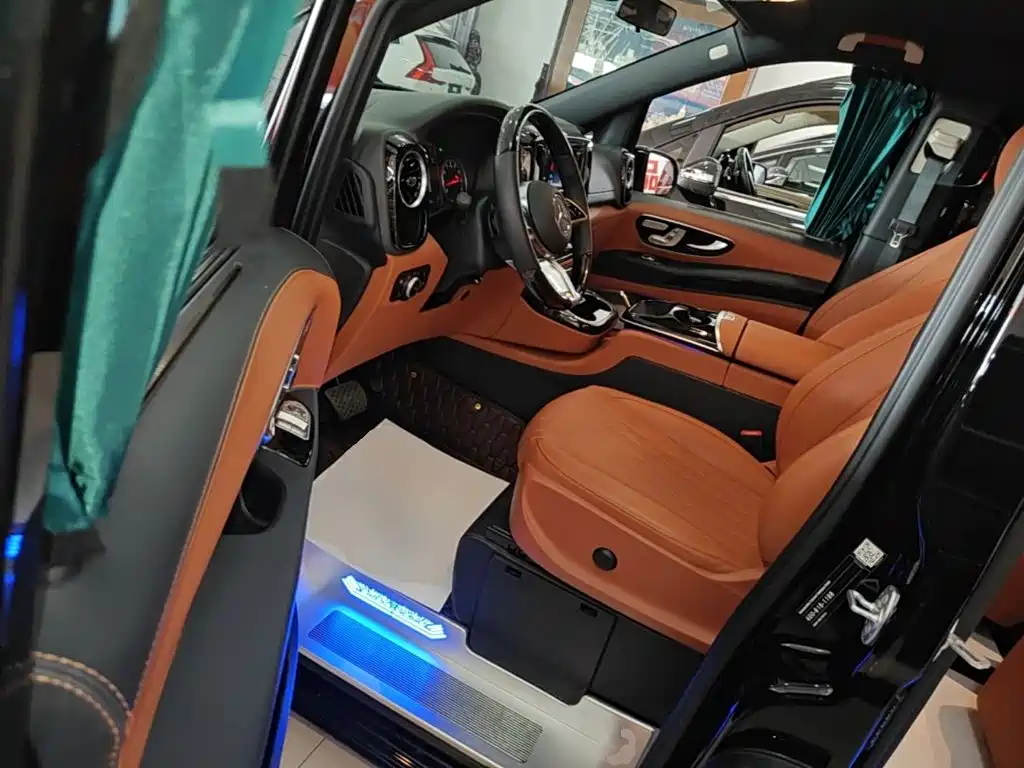 Mercedes-Benz Vito — миниатюра 16