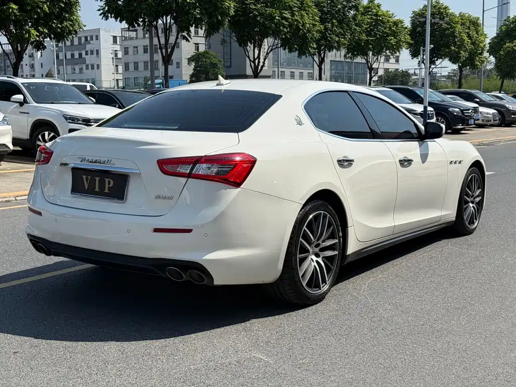 Maserati Ghibli — миниатюра 9