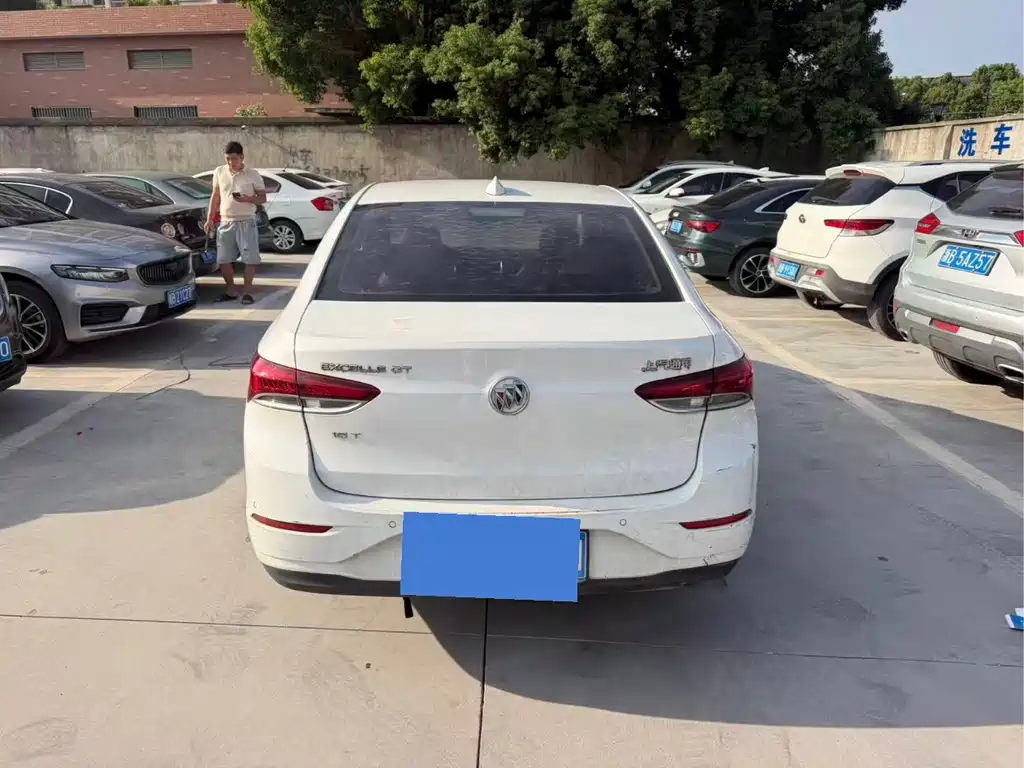 Buick Excelle — миниатюра 6