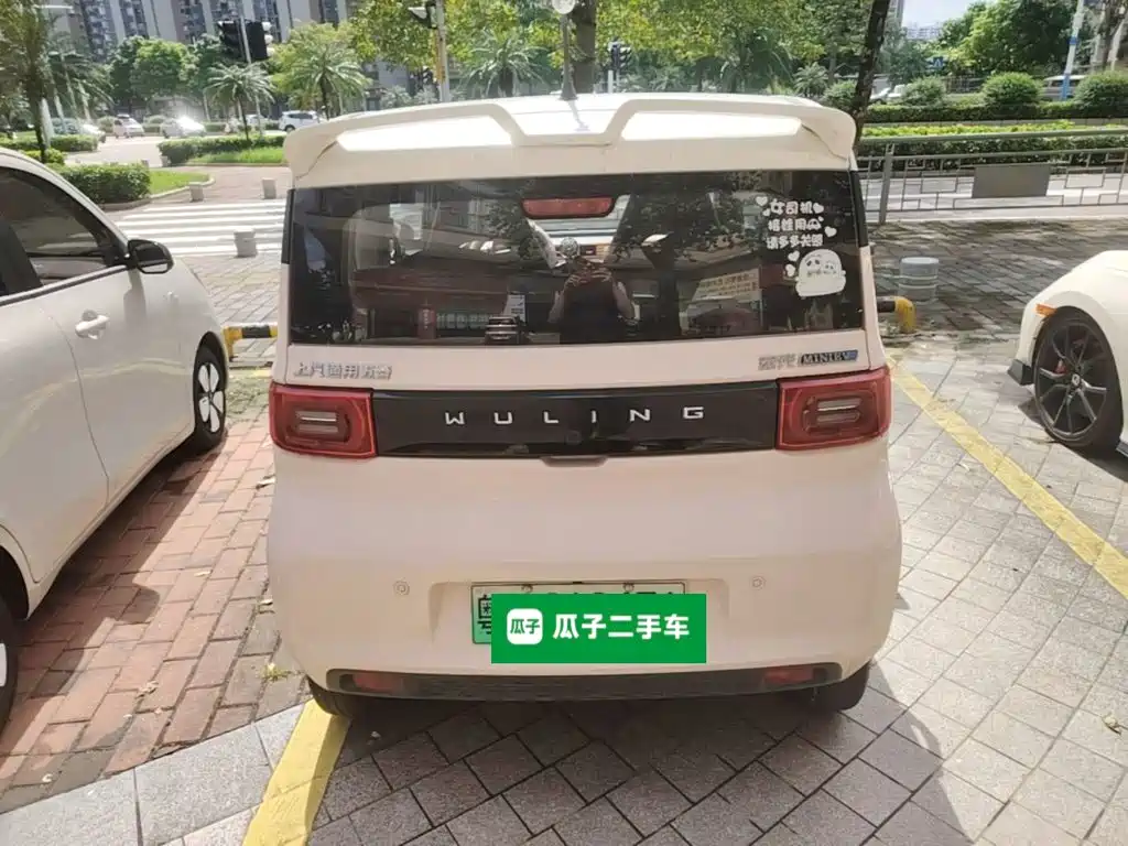 Wuling MINIEV — миниатюра 6