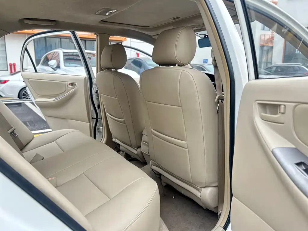 Toyota Corolla — миниатюра 11