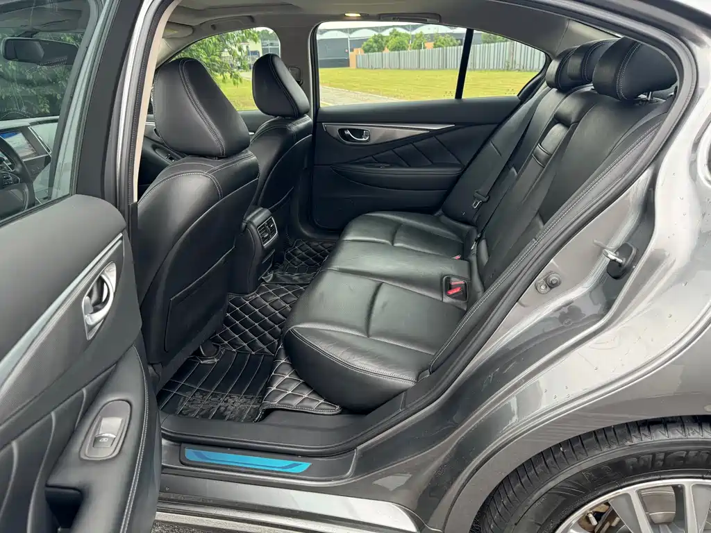 Infiniti Q50L — миниатюра 6