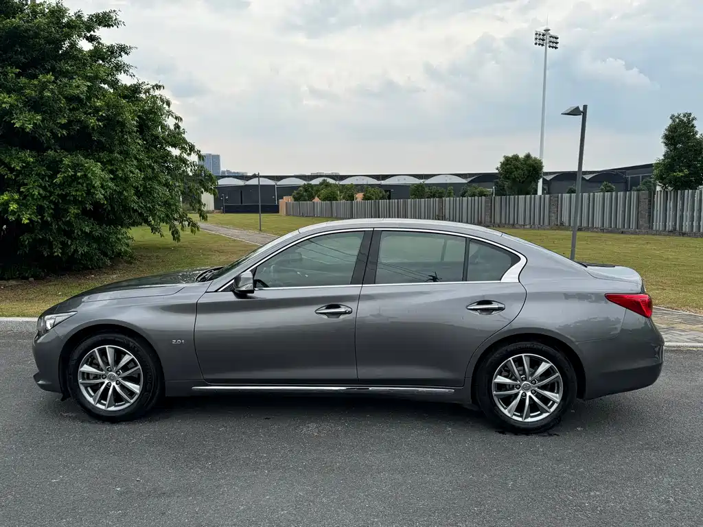 Infiniti Q50L — миниатюра 8