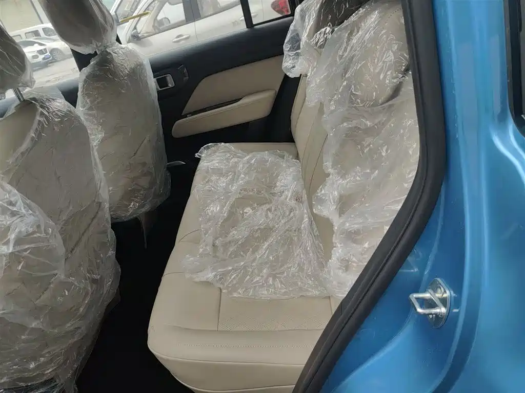 Baojun YepPlus Plus 2024 4 мест