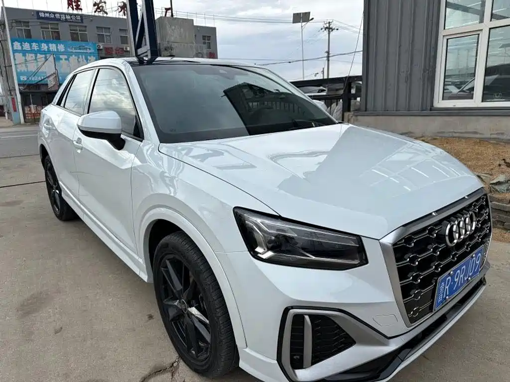 Audi Q2L — миниатюра 2