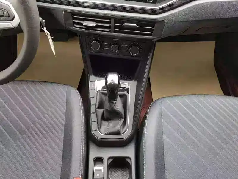 Volkswagen Lavida — миниатюра 7