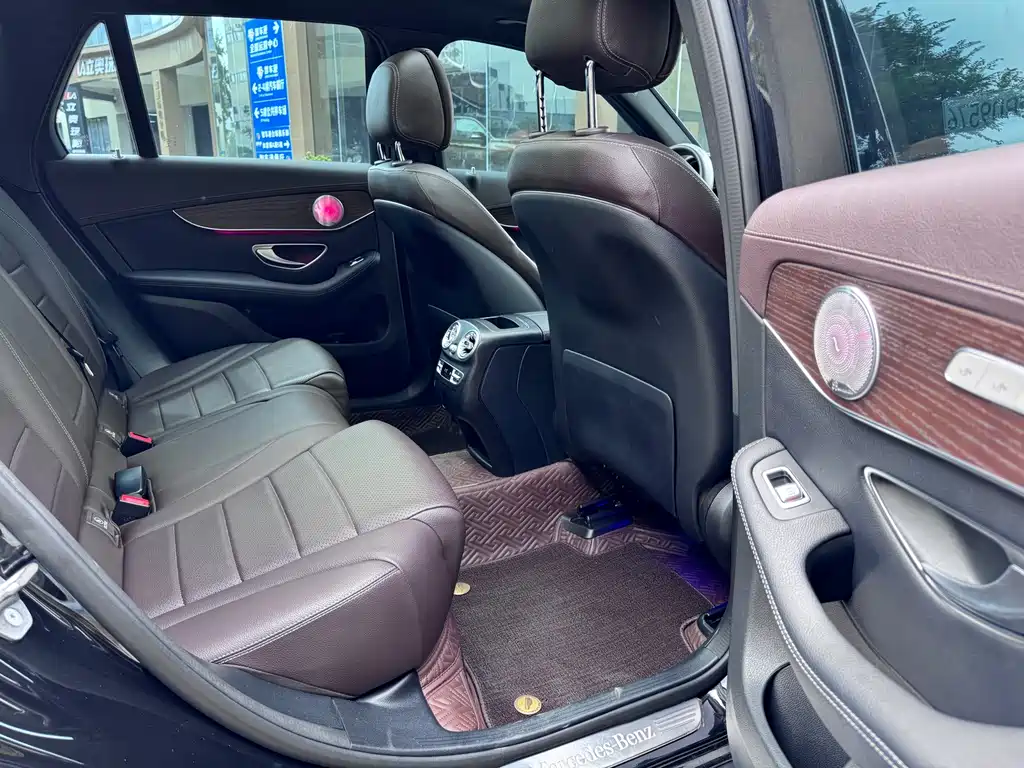 Mercedes-Benz GLC — миниатюра 12