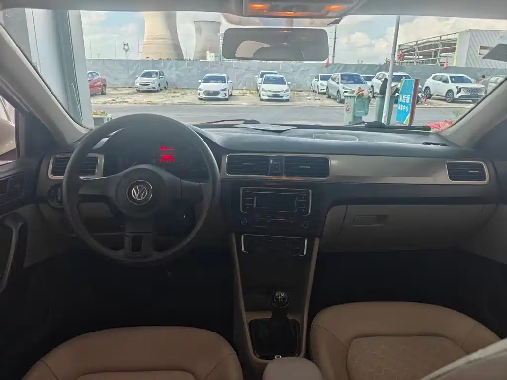 Volkswagen Santana — миниатюра 11
