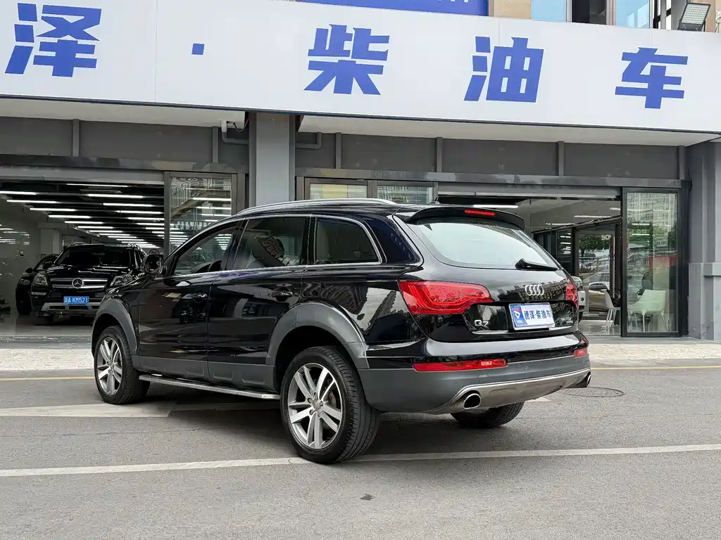 Audi Q7 — миниатюра 7