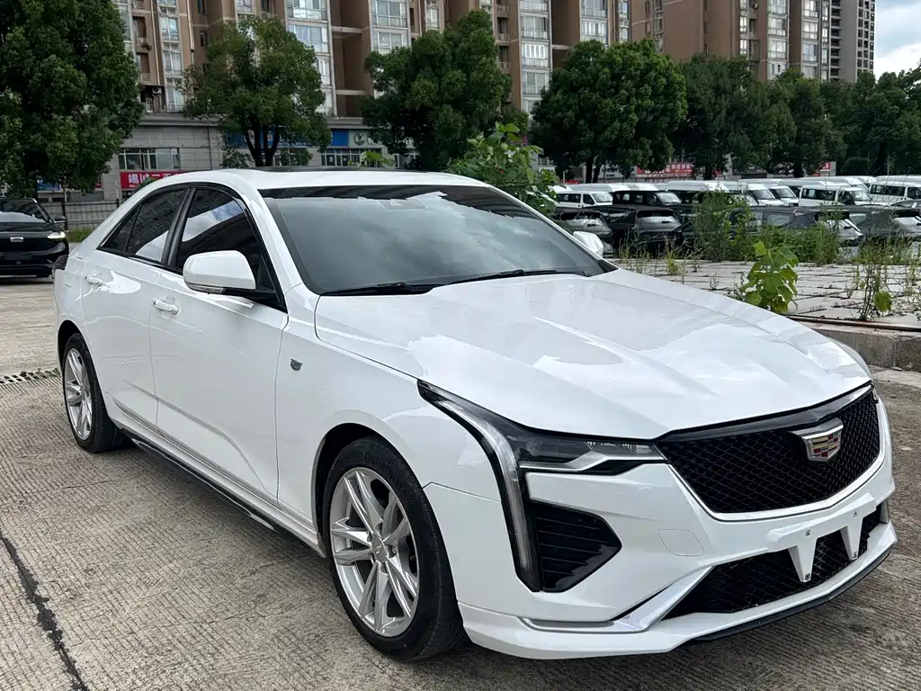 Cadillac CT4