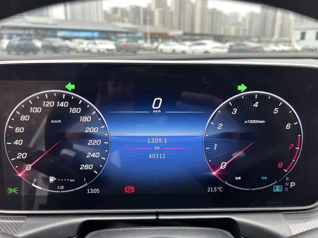 MERCEDES-BENZ C CLASS