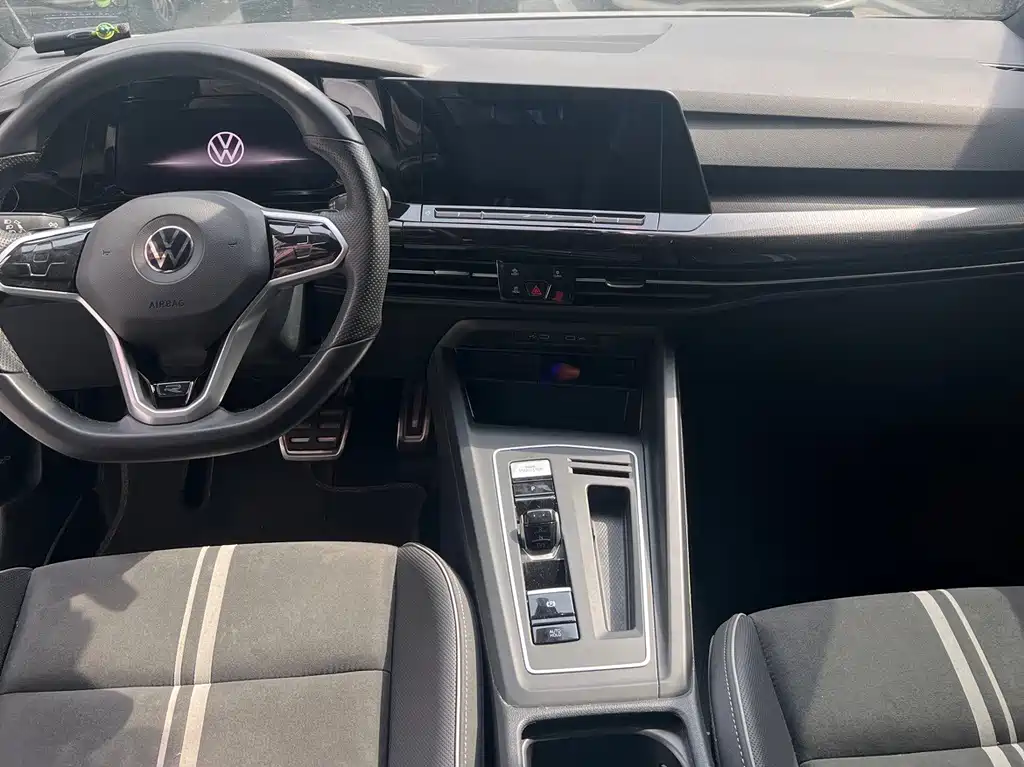 Volkswagen Golf — миниатюра 10