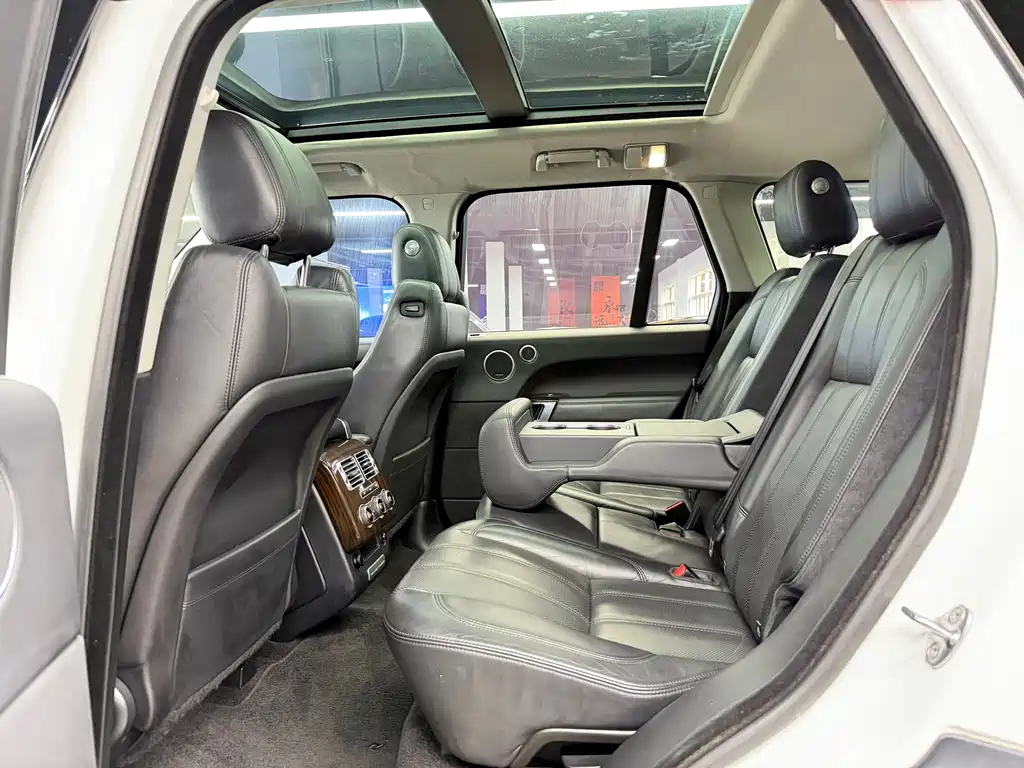 Land Rover Range Rover 2013 NA 5.0 V8 Vogue