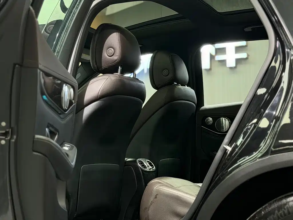 Mercedes-Benz GLC — миниатюра 6