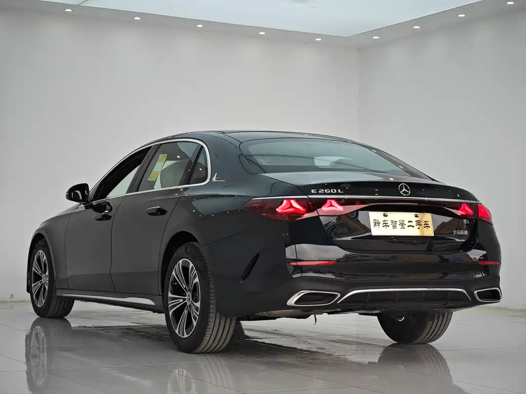 Mercedes-Benz E-Class E 2025 E 260 L Sport