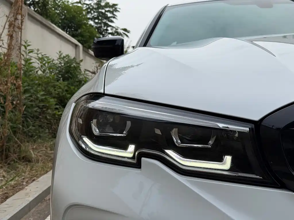 BMW 3 Series — миниатюра 18