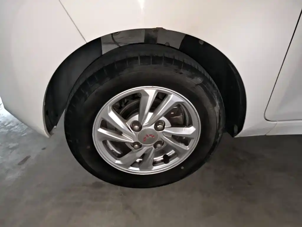 Wuling MINIEV — миниатюра 23