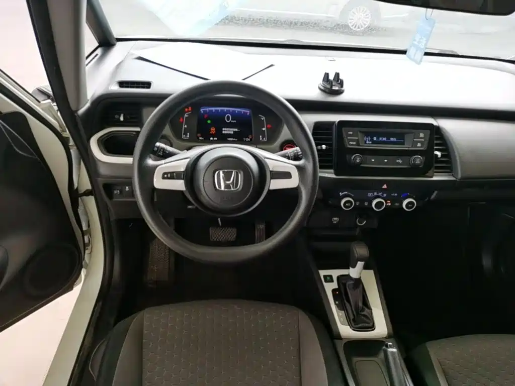 Honda Fit — миниатюра 11