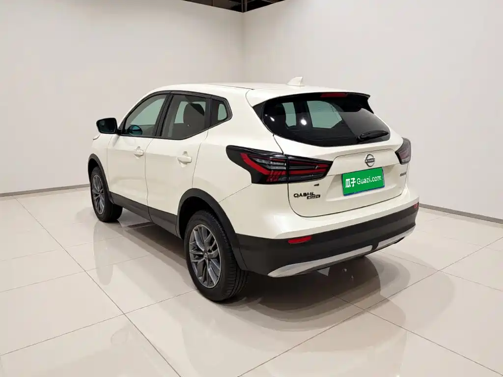 Nissan Qashqai — миниатюра 4