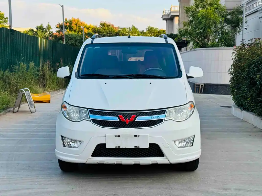 Wuling Hongguang — миниатюра 2