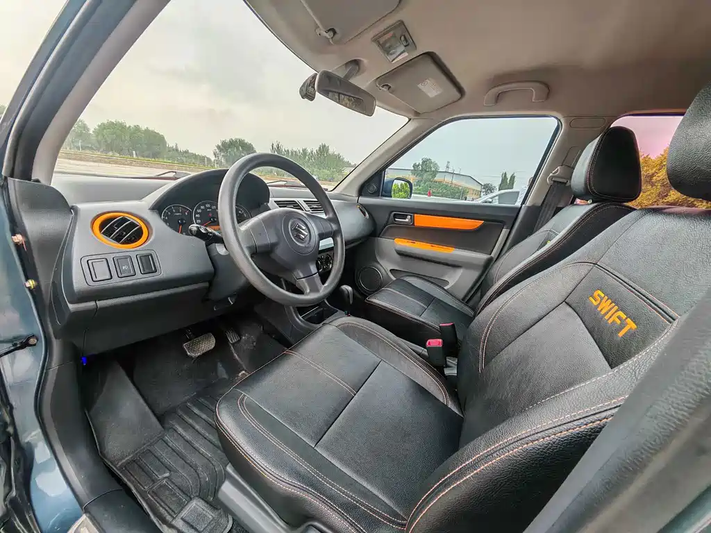 Suzuki Swift — миниатюра 8