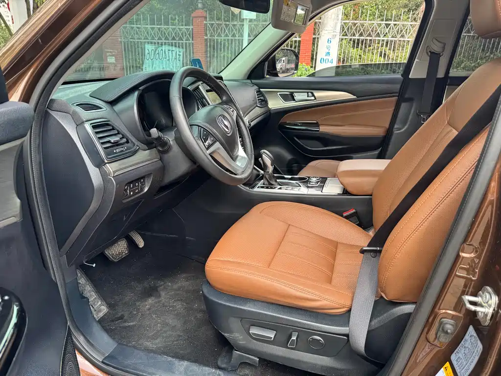 Changan CS95 — миниатюра 6