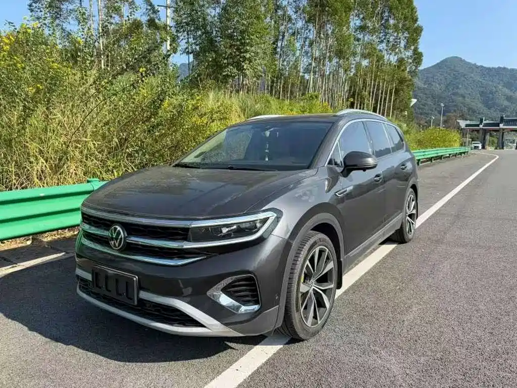 Volkswagen Talagon — миниатюра 7
