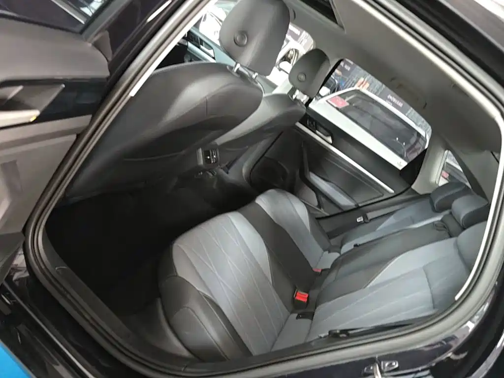 Volkswagen Lavida — миниатюра 17