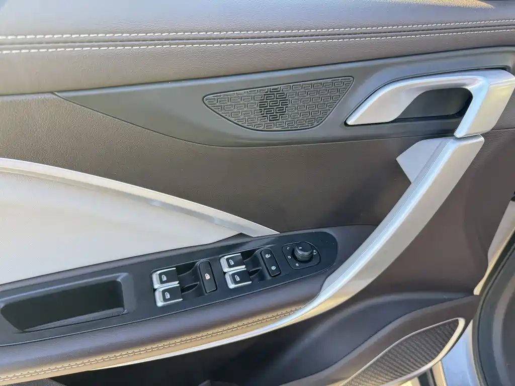 GEELY AUTOMOBILE JIAJIE