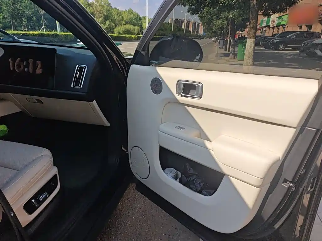 Li Auto Li L7 — миниатюра 20