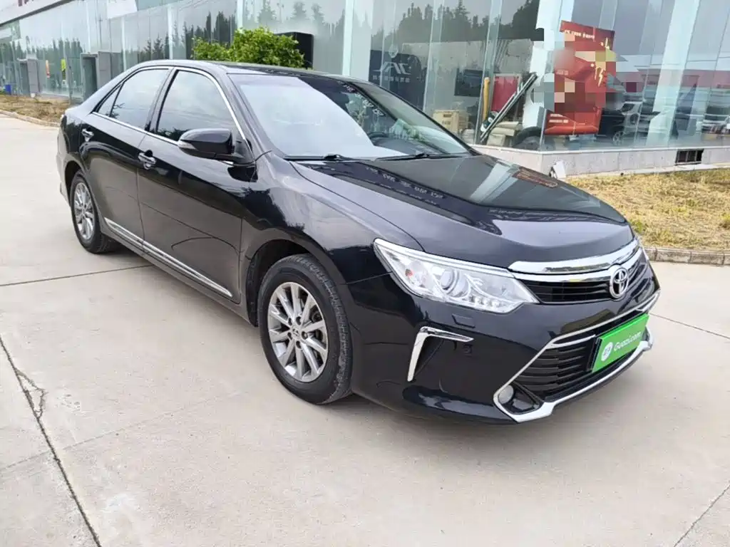 Toyota Camry — миниатюра 4