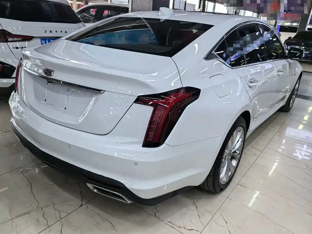 Cadillac CT5 — миниатюра 6