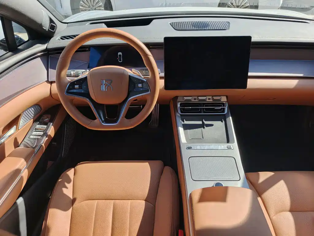 BYD Han L — миниатюра 16