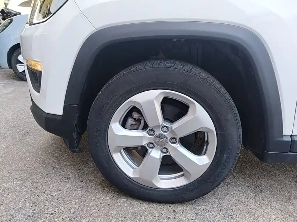 Jeep Compass — миниатюра 23