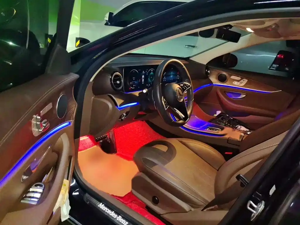 Mercedes-Benz E-Class — миниатюра 14
