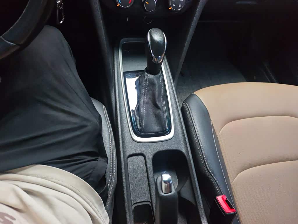 Chevrolet Monza 1.5 л 2023 г. Белый, пробег 34300 км