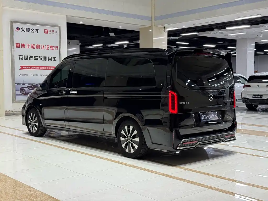 Mercedes-Benz Vito — миниатюра 8