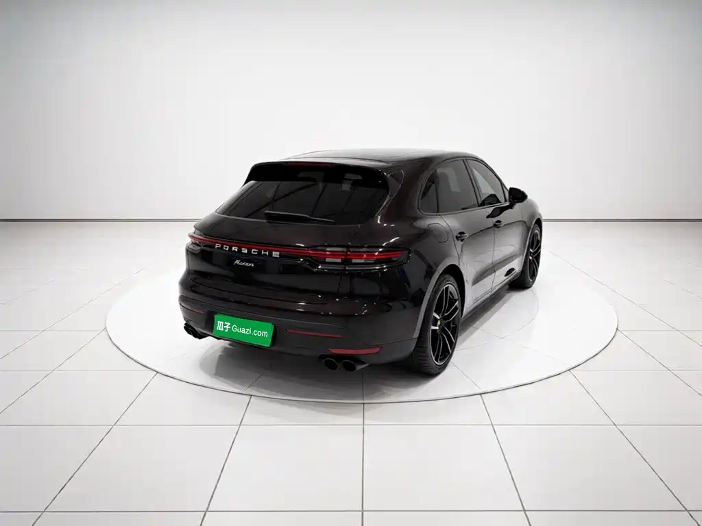 Porsche Macan — миниатюра 5
