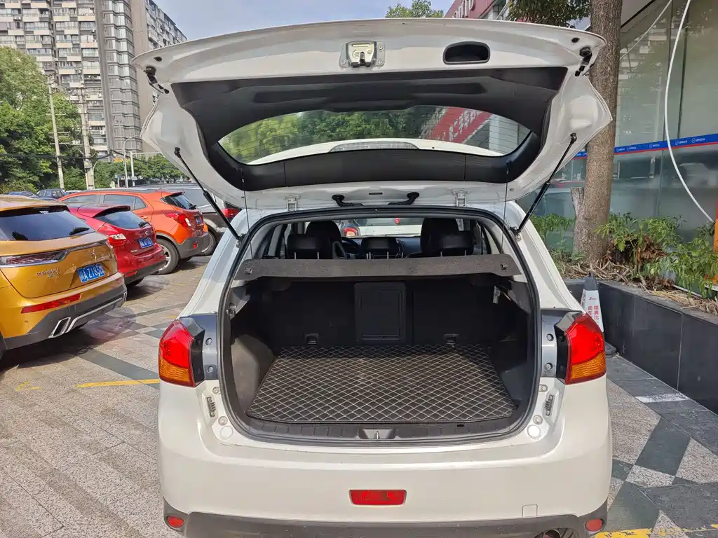 Mitsubishi ASX — миниатюра 3