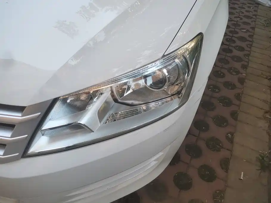 Volkswagen Santana — миниатюра 5