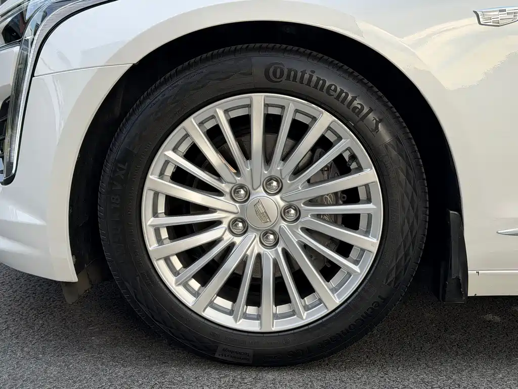 Cadillac CT6 — миниатюра 9