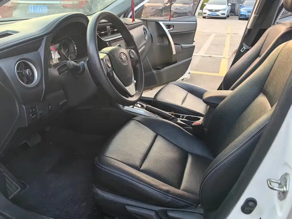 Toyota Corolla — миниатюра 4
