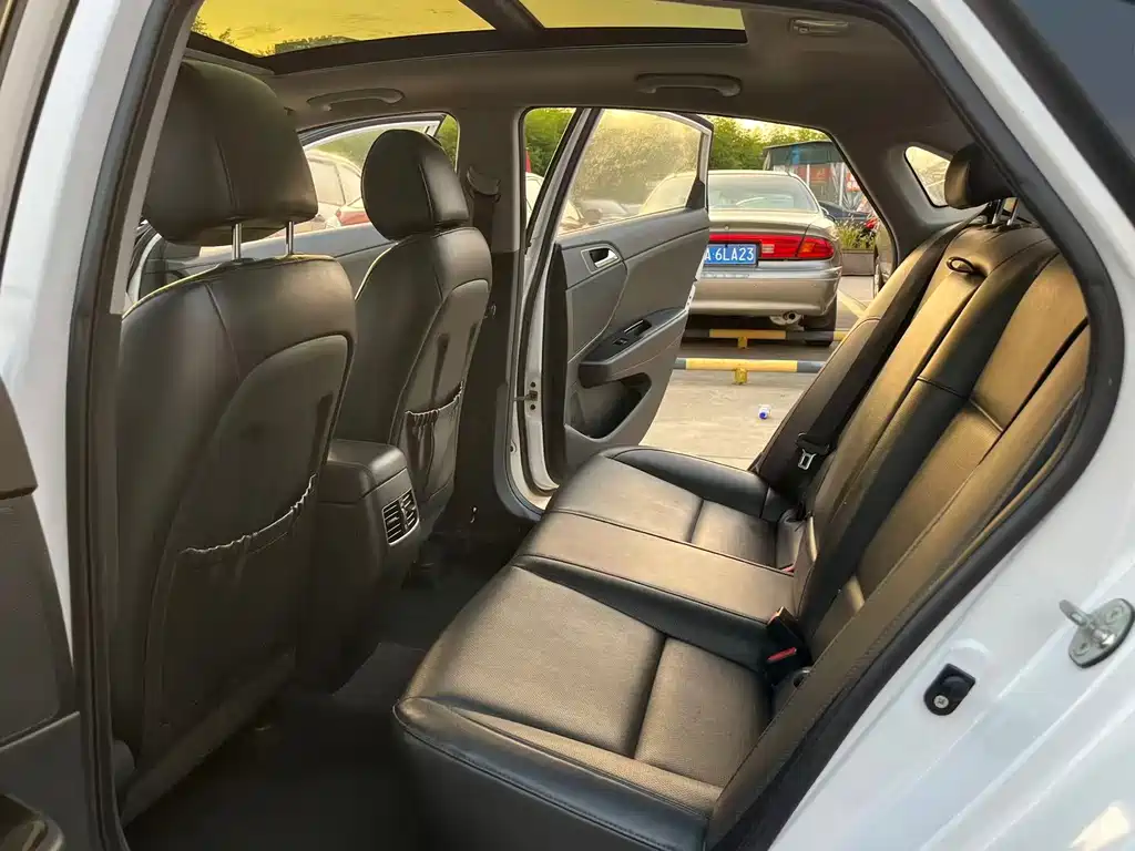 Hyundai Mistra — миниатюра 5