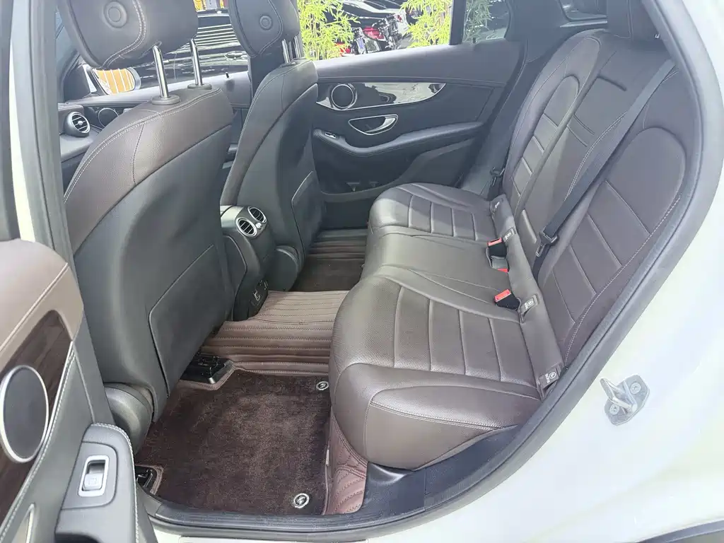 Mercedes-Benz GLC — миниатюра 11